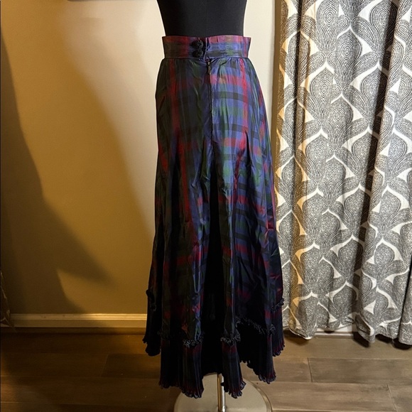 Jaeger London Vintage Full Length Plaid Taffeta Pleated Hem Maxi Skirt SZ 2 - Picture 5 of 10